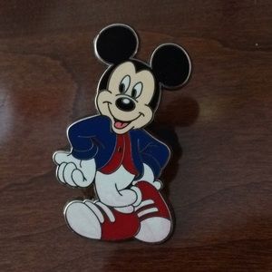 NWOT Disney Mickey Mouse Pin